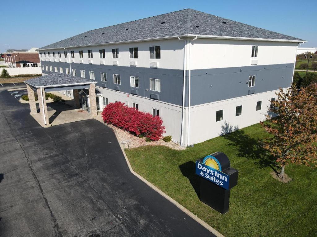 Days Inn & Suites By Wyndham רומאוביל מראה חיצוני תמונה